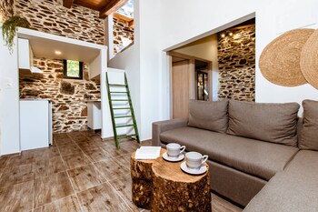traditional apartments elafos
