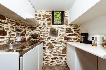 traditional apartments elafos