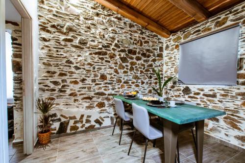 traditional apartments elafos