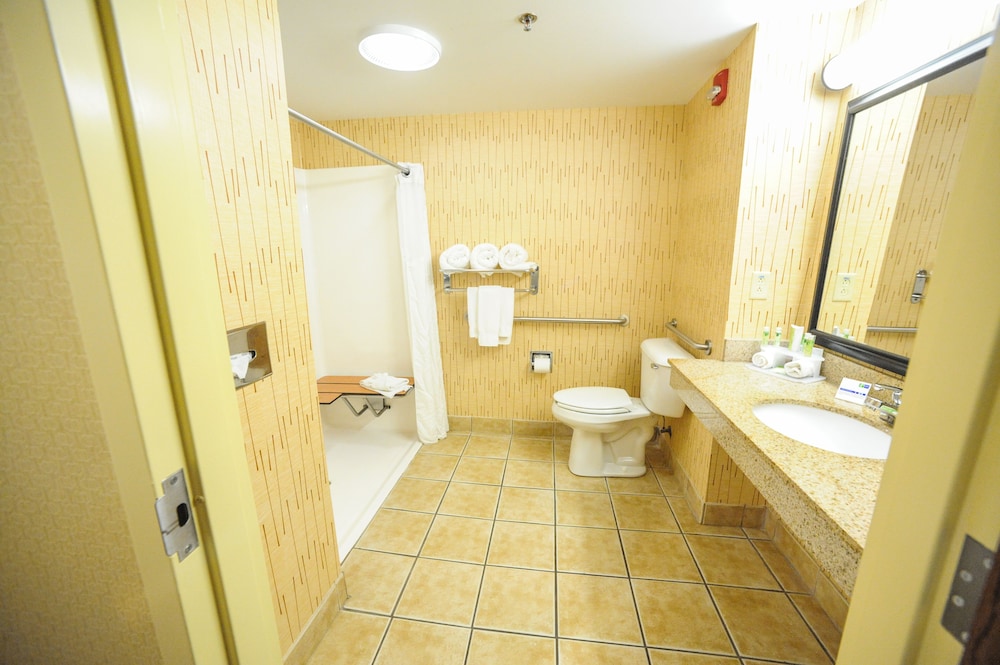 holiday inn express hotel and suites bowling green by ihg