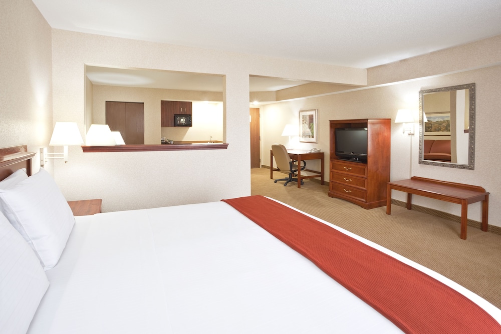holiday inn express hotel and suites bowling green by ihg