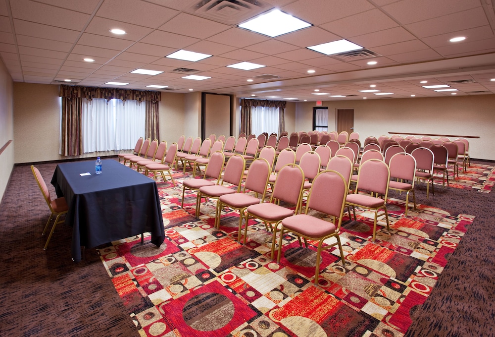 holiday inn express hotel and suites bowling green by ihg