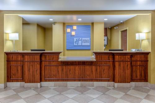 holiday inn express hotel and suites bowling green by ihg