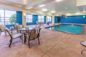 holiday inn express hotel and suites bowling green by ihg