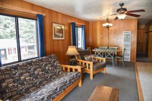 Alpine Lodge,Questa>>New Mexico,3 star