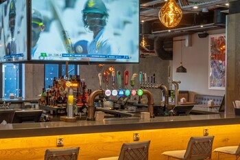 village hotel bracknell