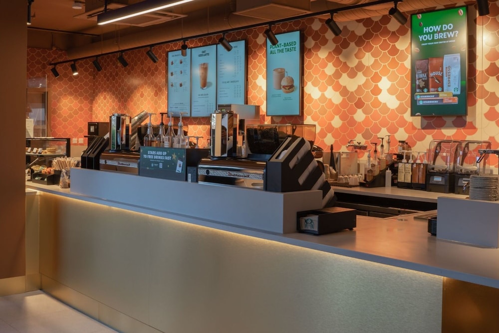 village hotel bracknell