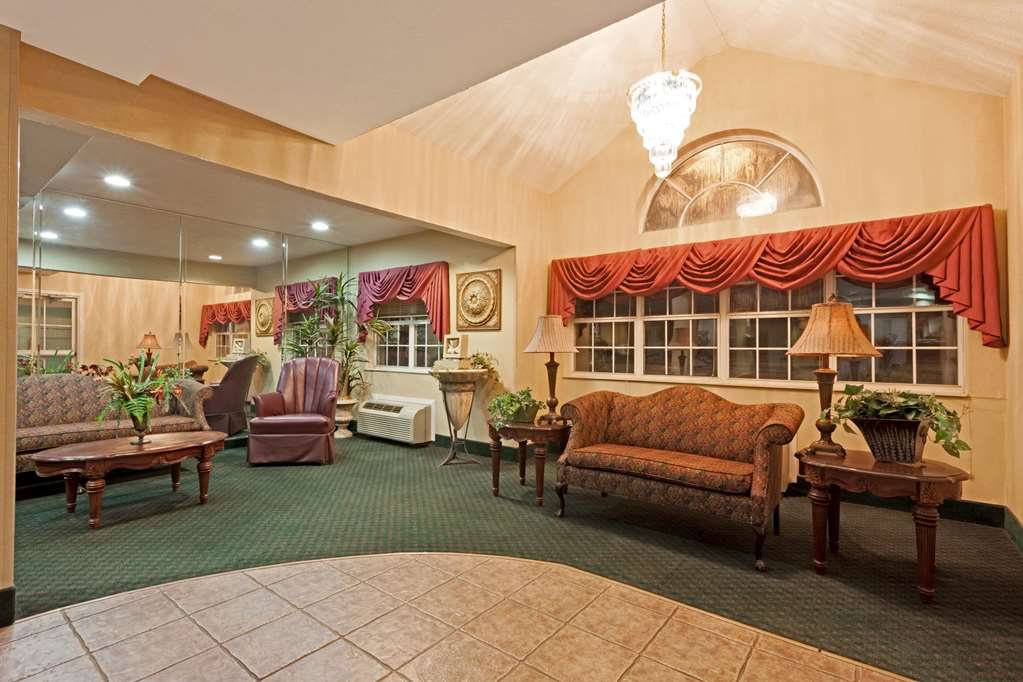 microtel inn and suites by wyndham brandon