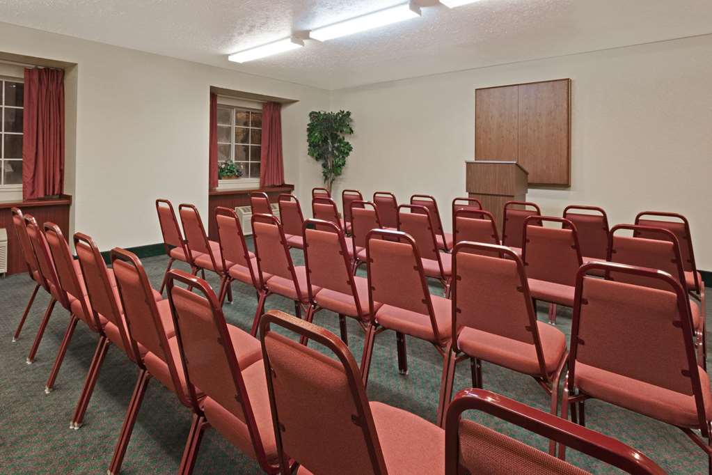 microtel inn and suites by wyndham brandon