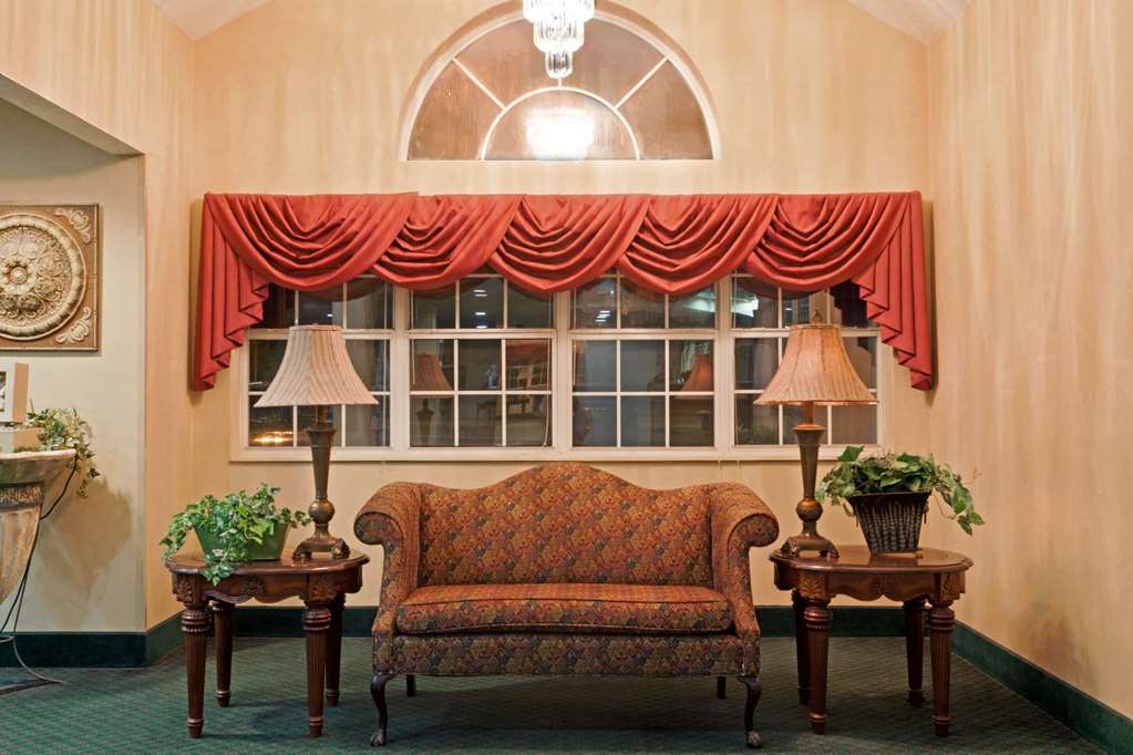 microtel inn and suites by wyndham brandon