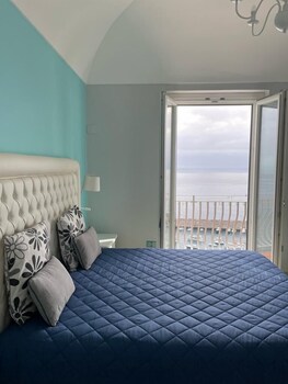 apartments amalfi design sea view
