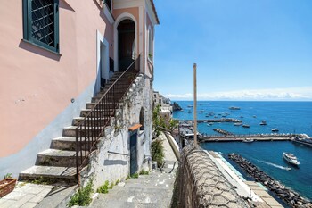 apartments amalfi design sea view