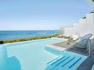 grecotel luxme white