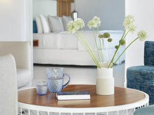 grecotel luxme white