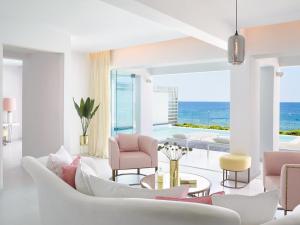 grecotel luxme white