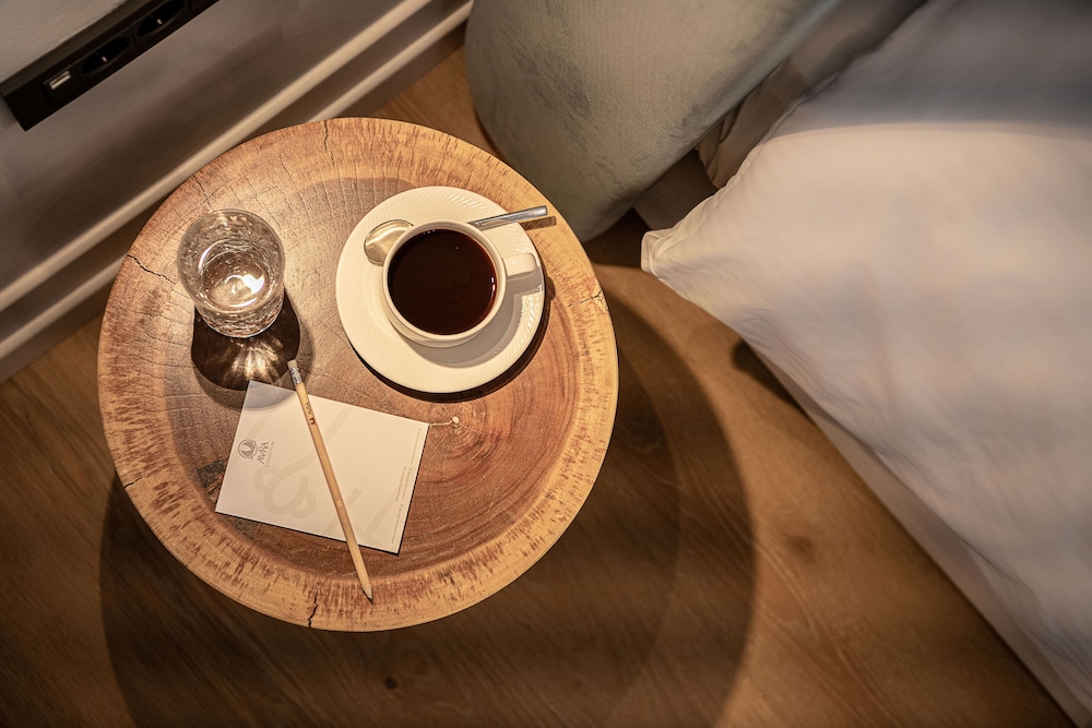 avra city boutique hotel