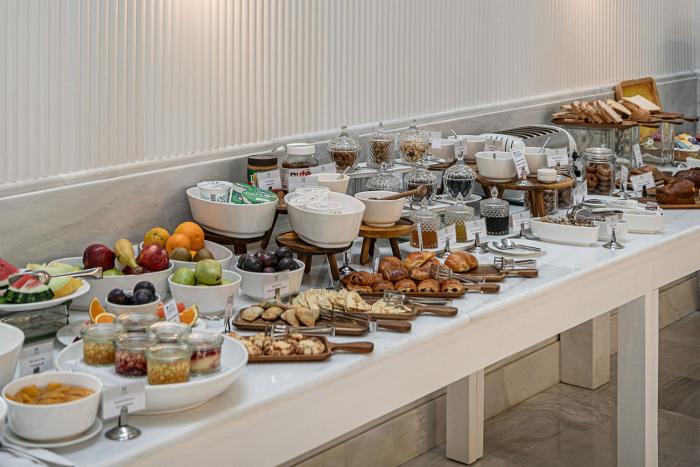 avra city boutique hotel