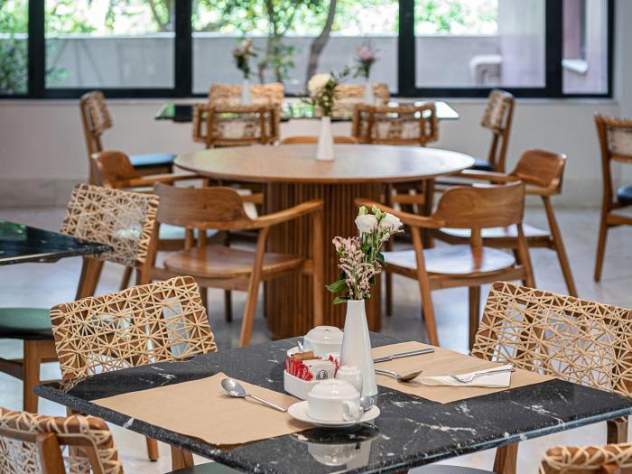 avra city boutique hotel