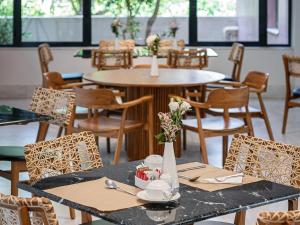 avra city boutique hotel