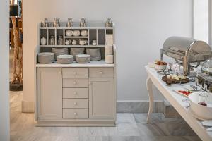 avra city boutique hotel