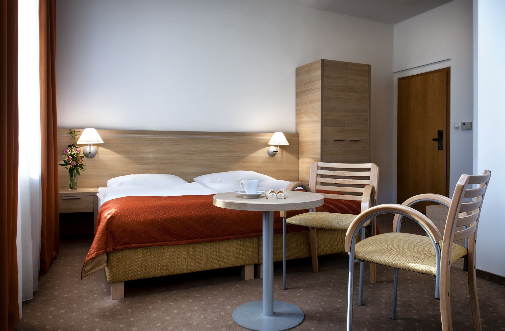 Hotel Tatra,Old Town Bratislava>>Bratislava,4 star