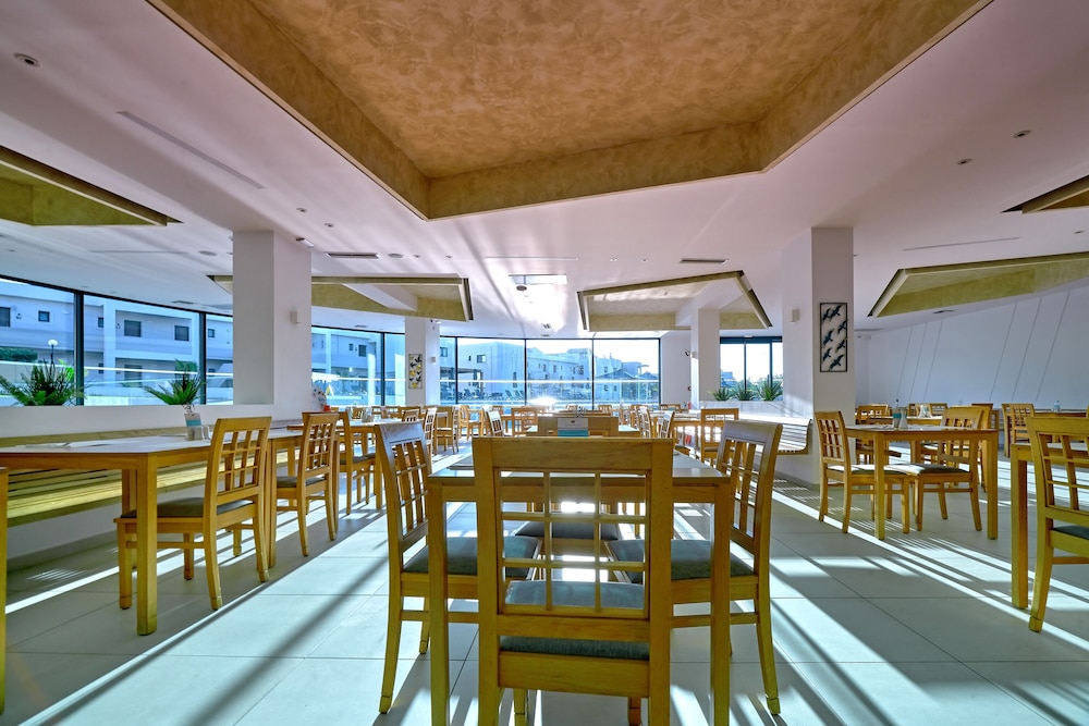 silver beach hotel