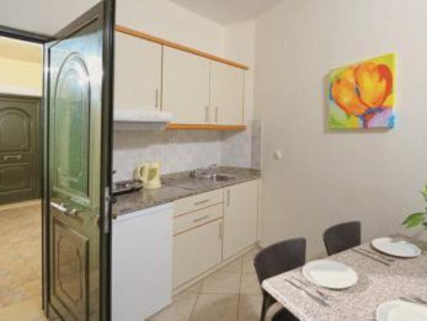 kristalli hotel apartments