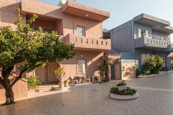 erato hotel