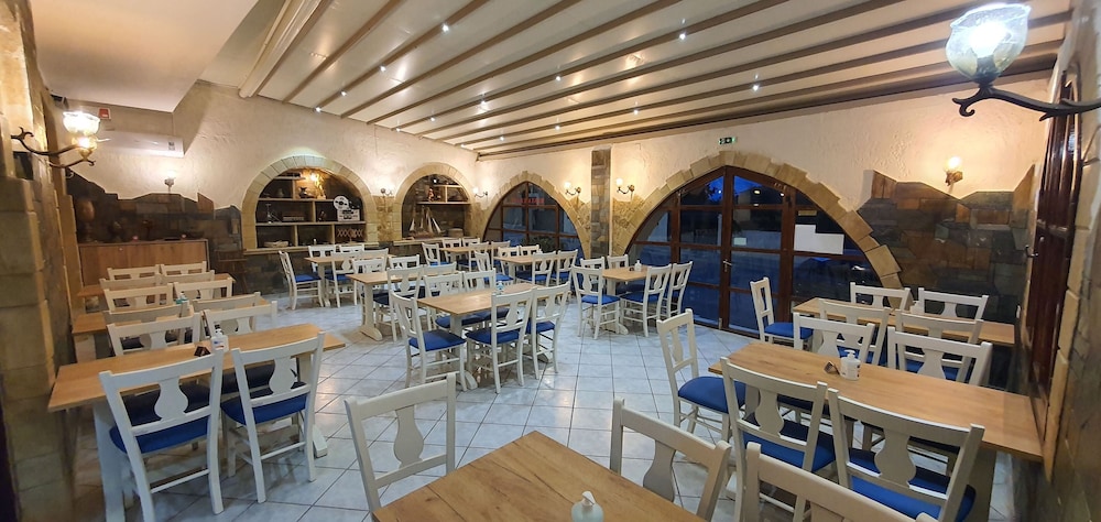 erato hotel