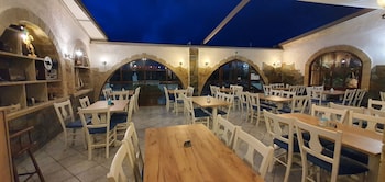 erato hotel