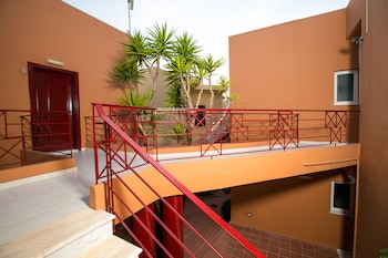 elotia hotel