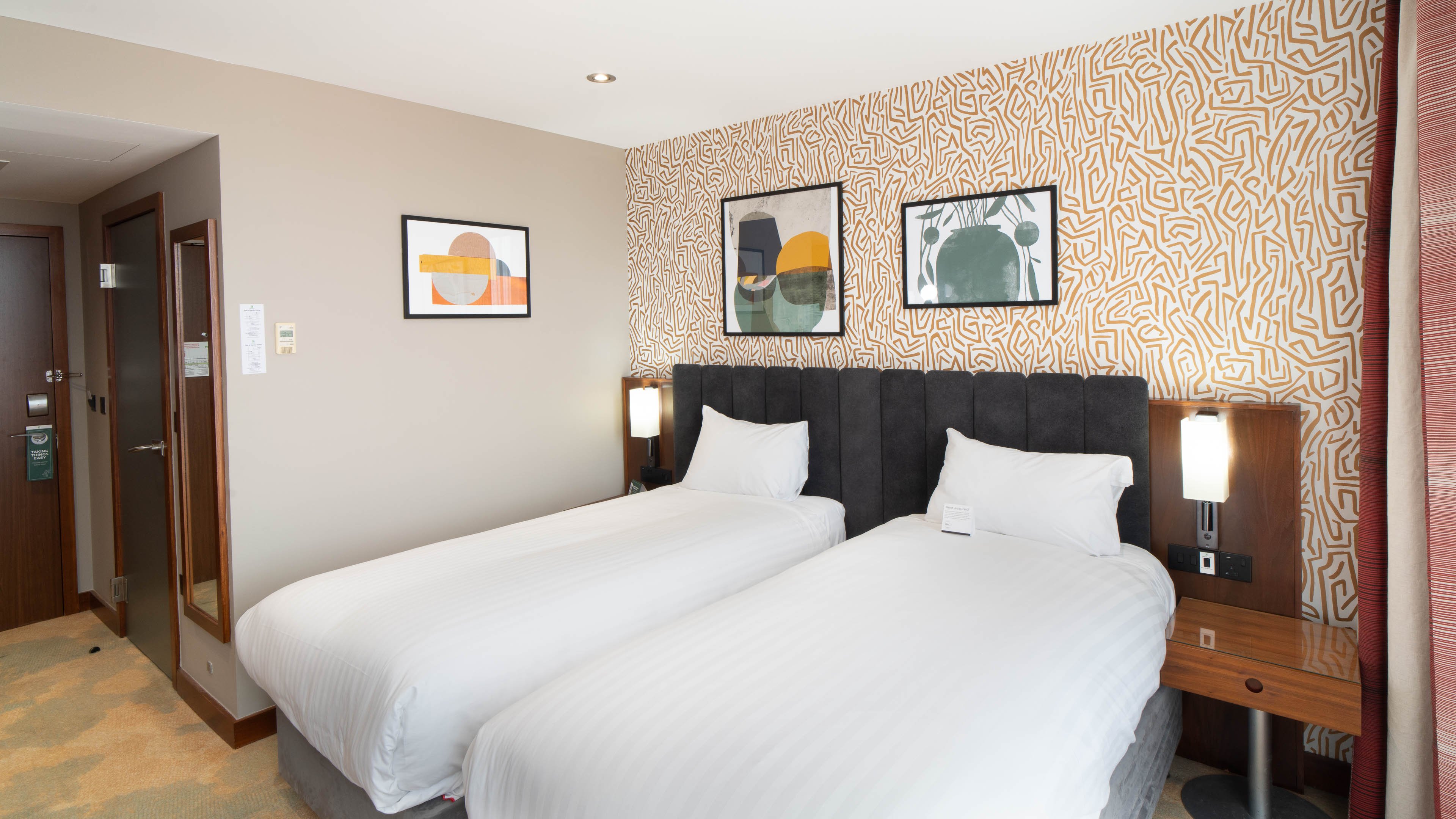 holiday inn bristol city centre by ihg
