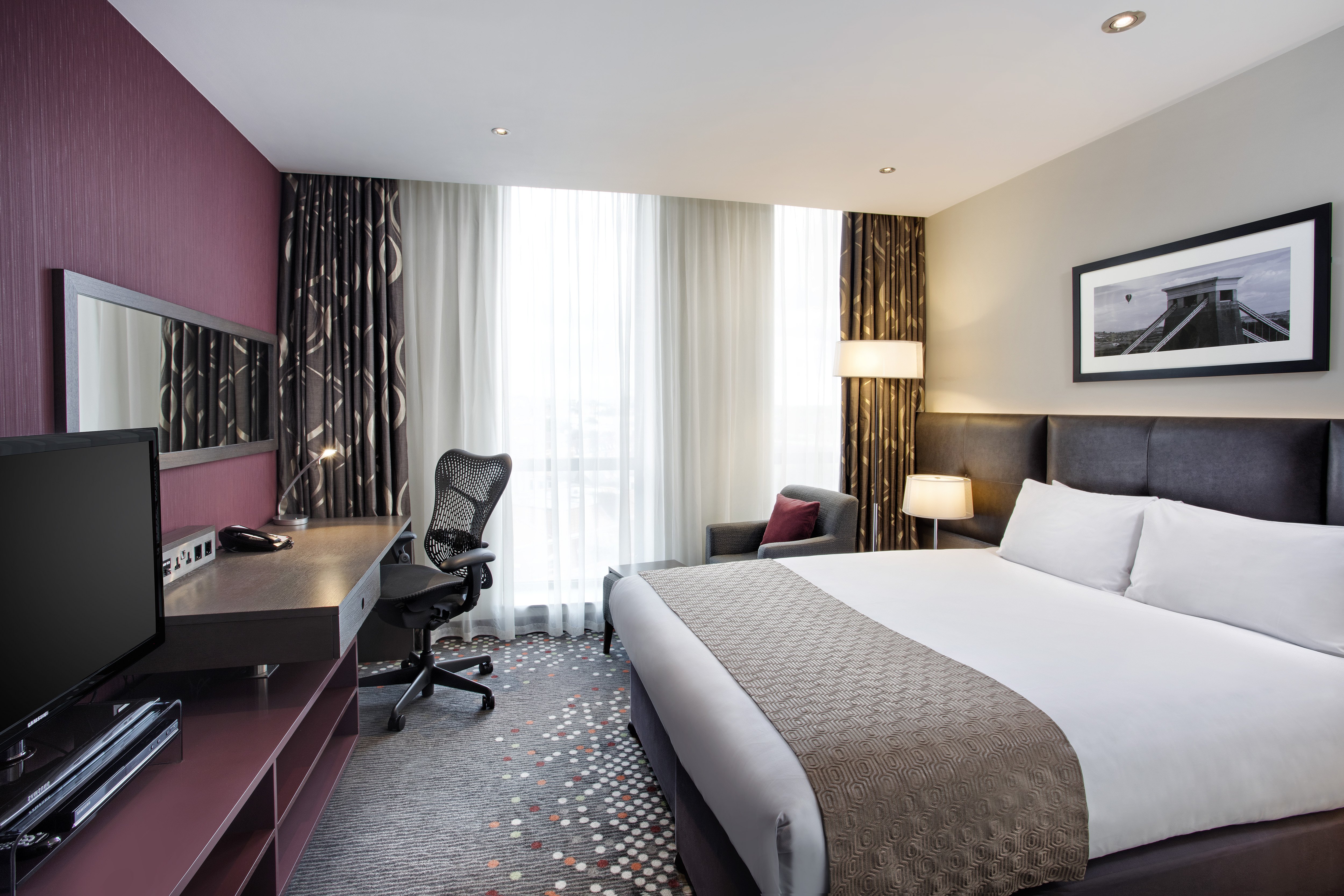 holiday inn bristol city centre by ihg