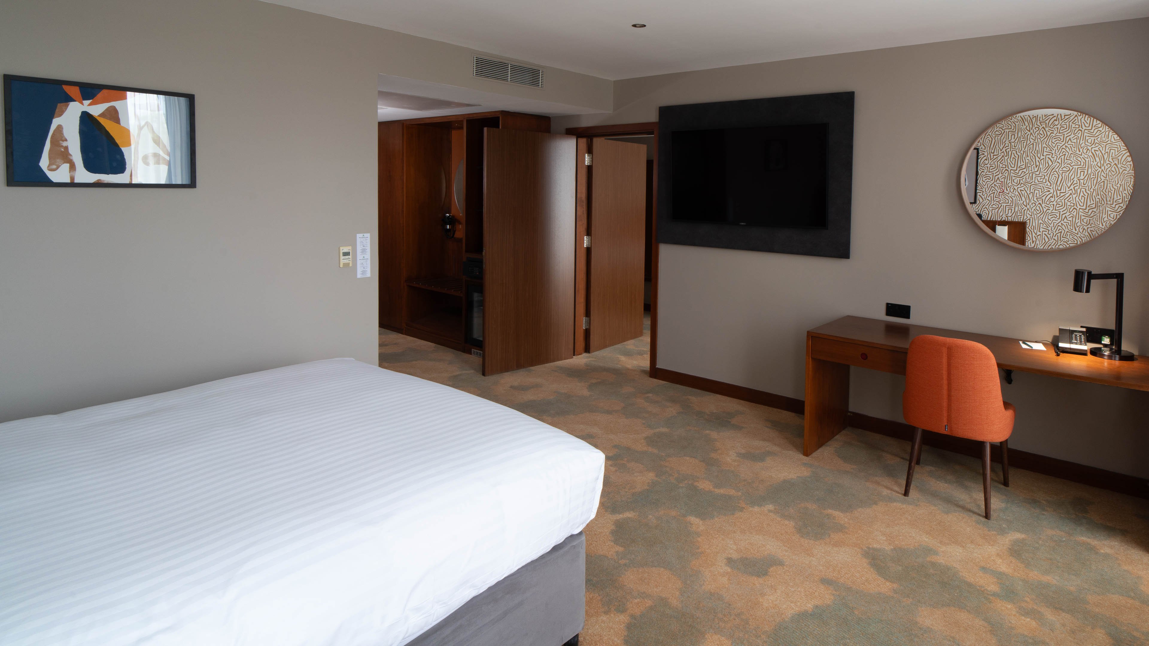 holiday inn bristol city centre by ihg