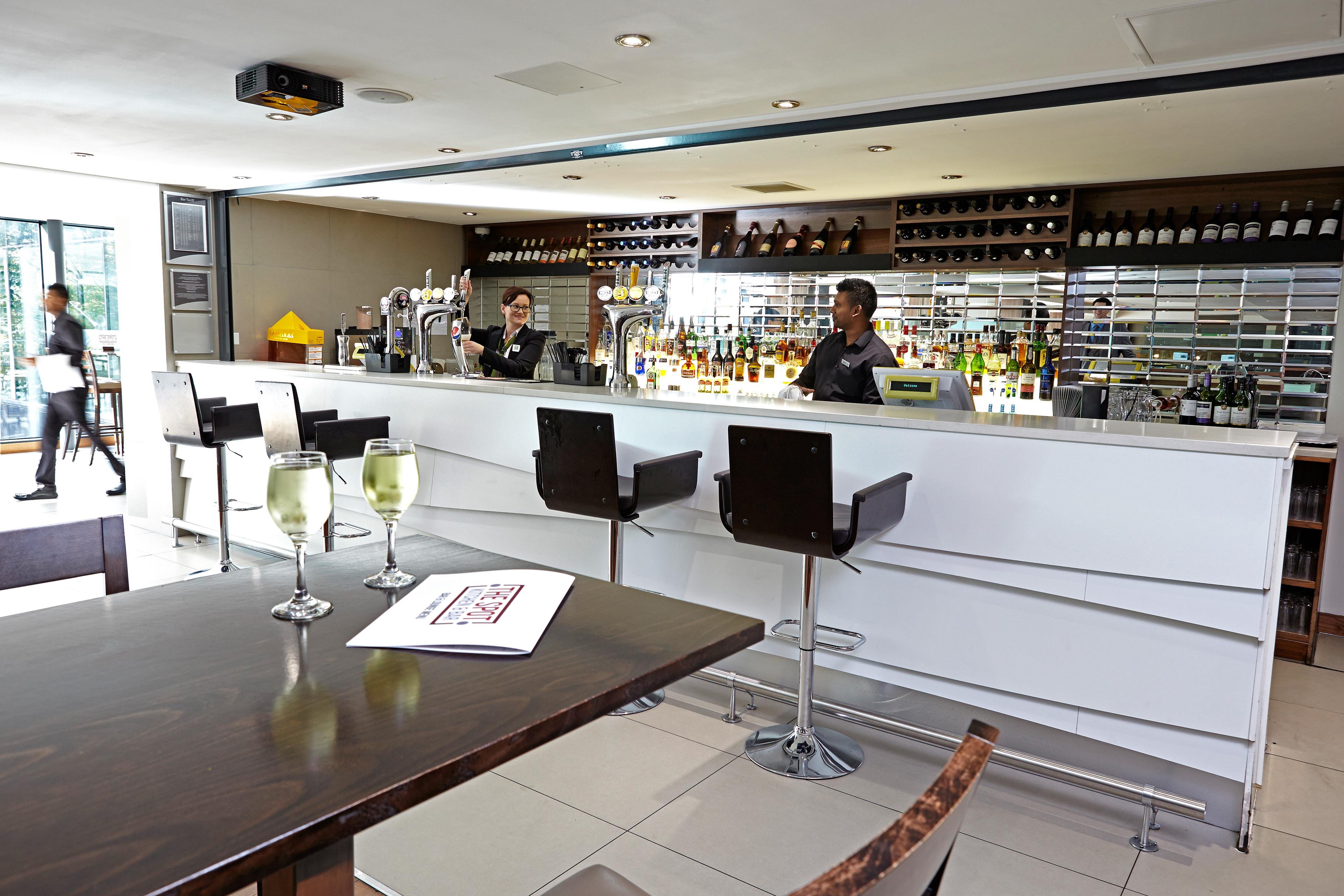 holiday inn bristol city centre by ihg