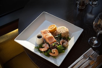 holiday inn bristol city centre by ihg
