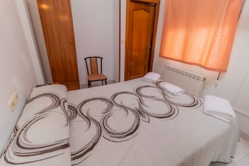 hostal restaurante la buena villa by vivere stays