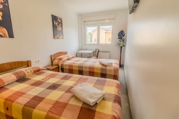 hostal restaurante la buena villa by vivere stays