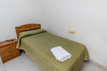 hostal restaurante la buena villa by vivere stays