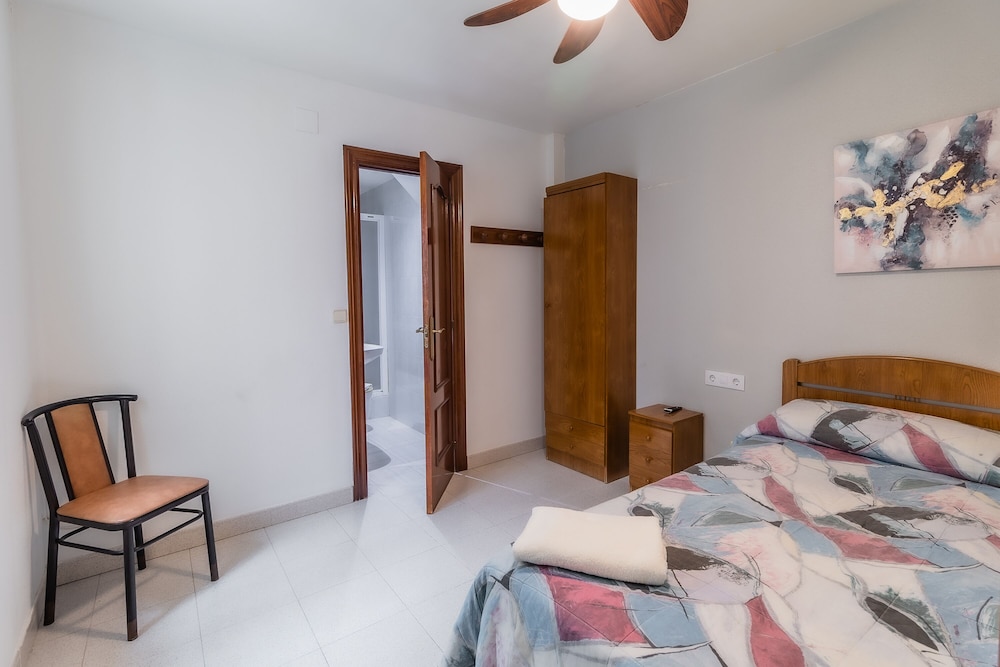 hostal restaurante la buena villa by vivere stays