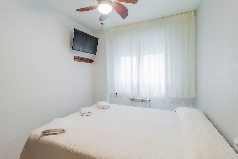 hostal restaurante la buena villa by vivere stays