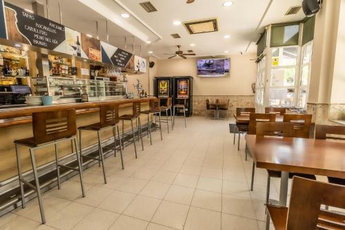 hostal restaurante la buena villa by vivere stays