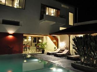 los patios hotel