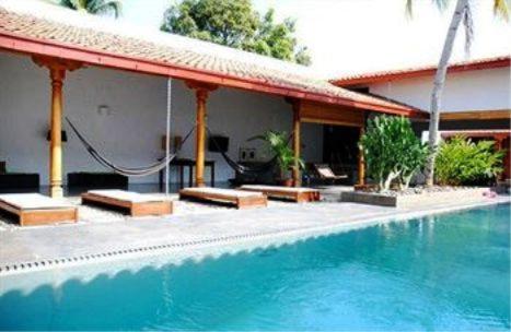 los patios hotel