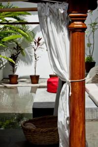 los patios hotel