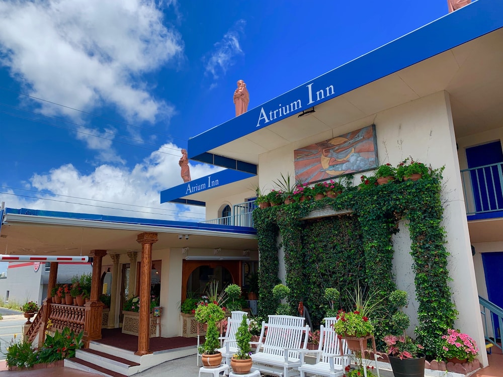 atrium inn