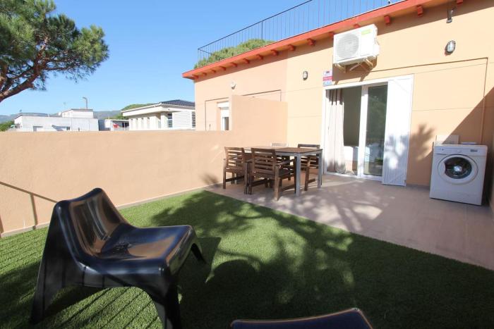 petit bijou beach apartment iii