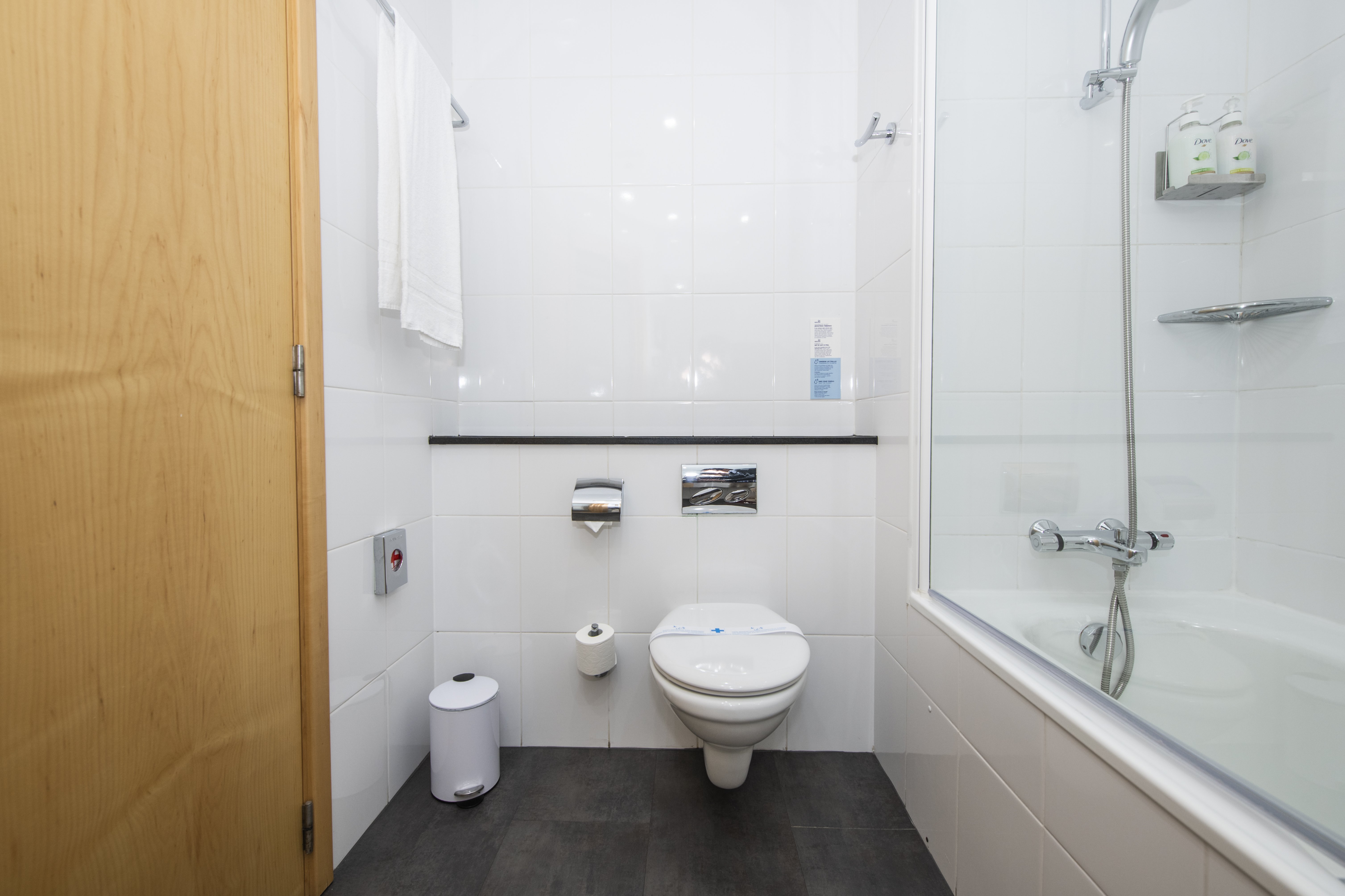 holiday inn express barcelona city 22 by ihg