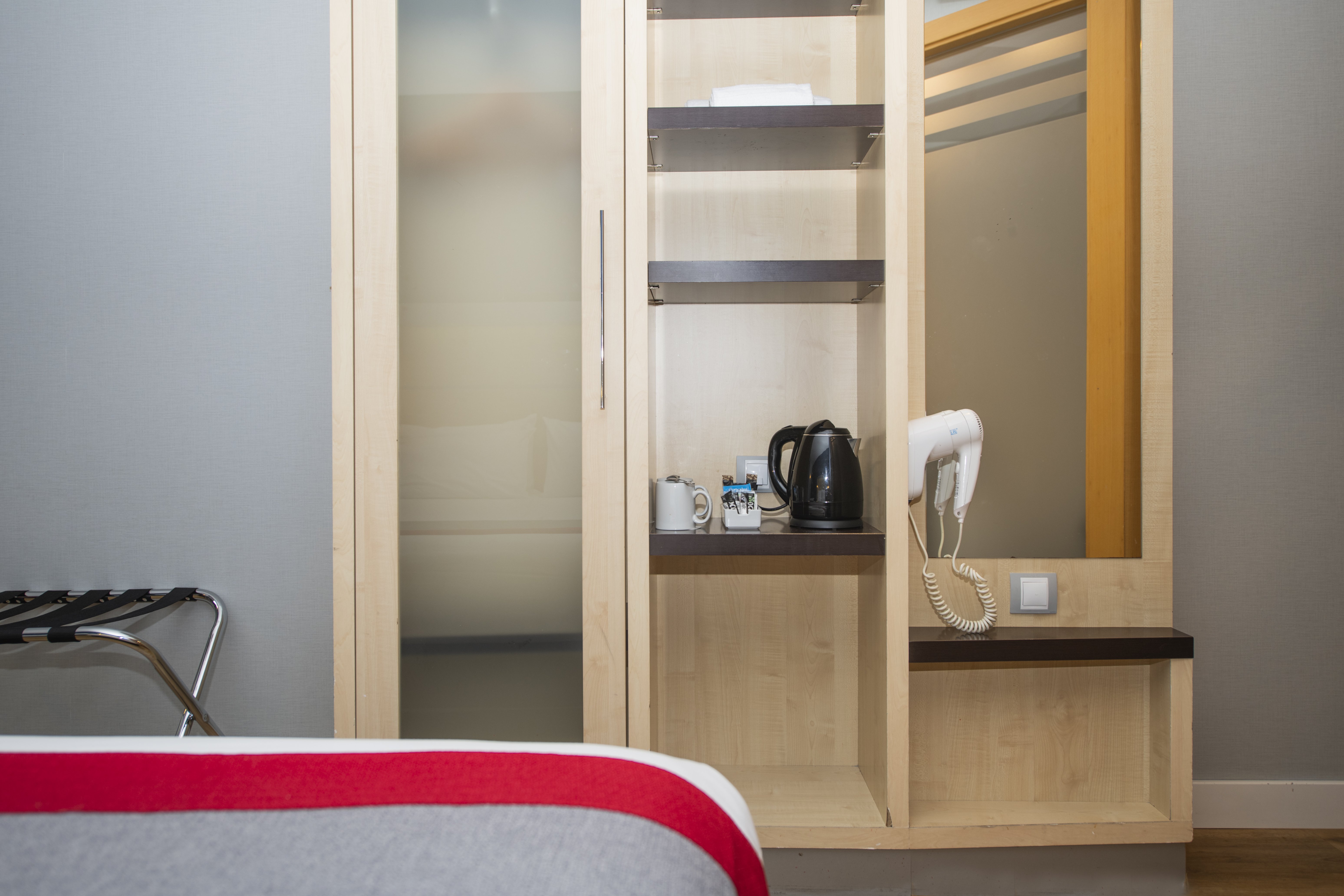 holiday inn express barcelona city 22 by ihg