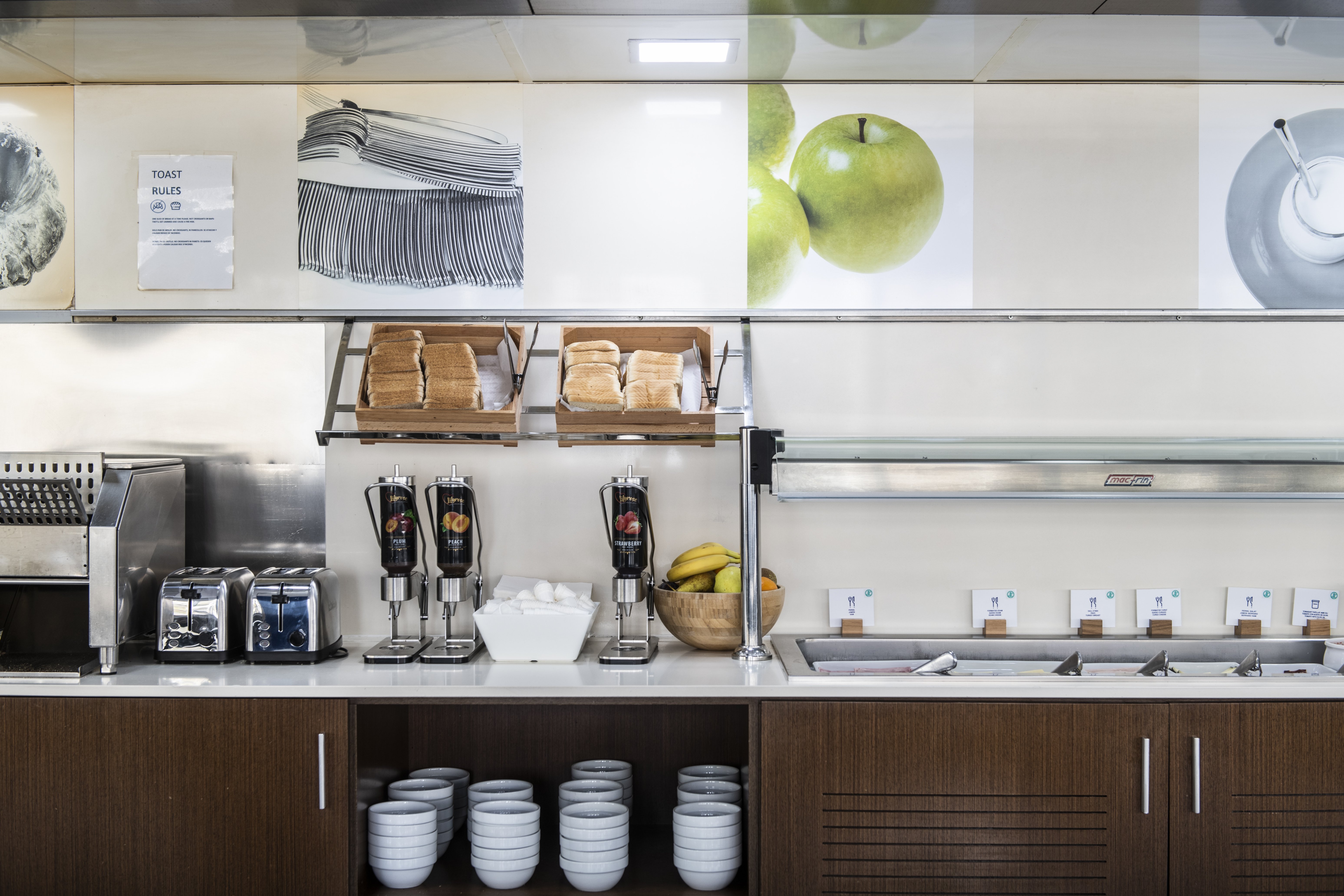 holiday inn express barcelona city 22 by ihg
